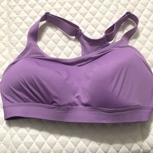 EUC Brooks Dare Racerback Bra size 36D
